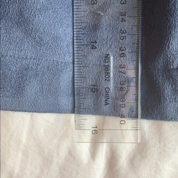 NWOT Abercrombie and Fitch faux suede skirt - Picture 5 of 5